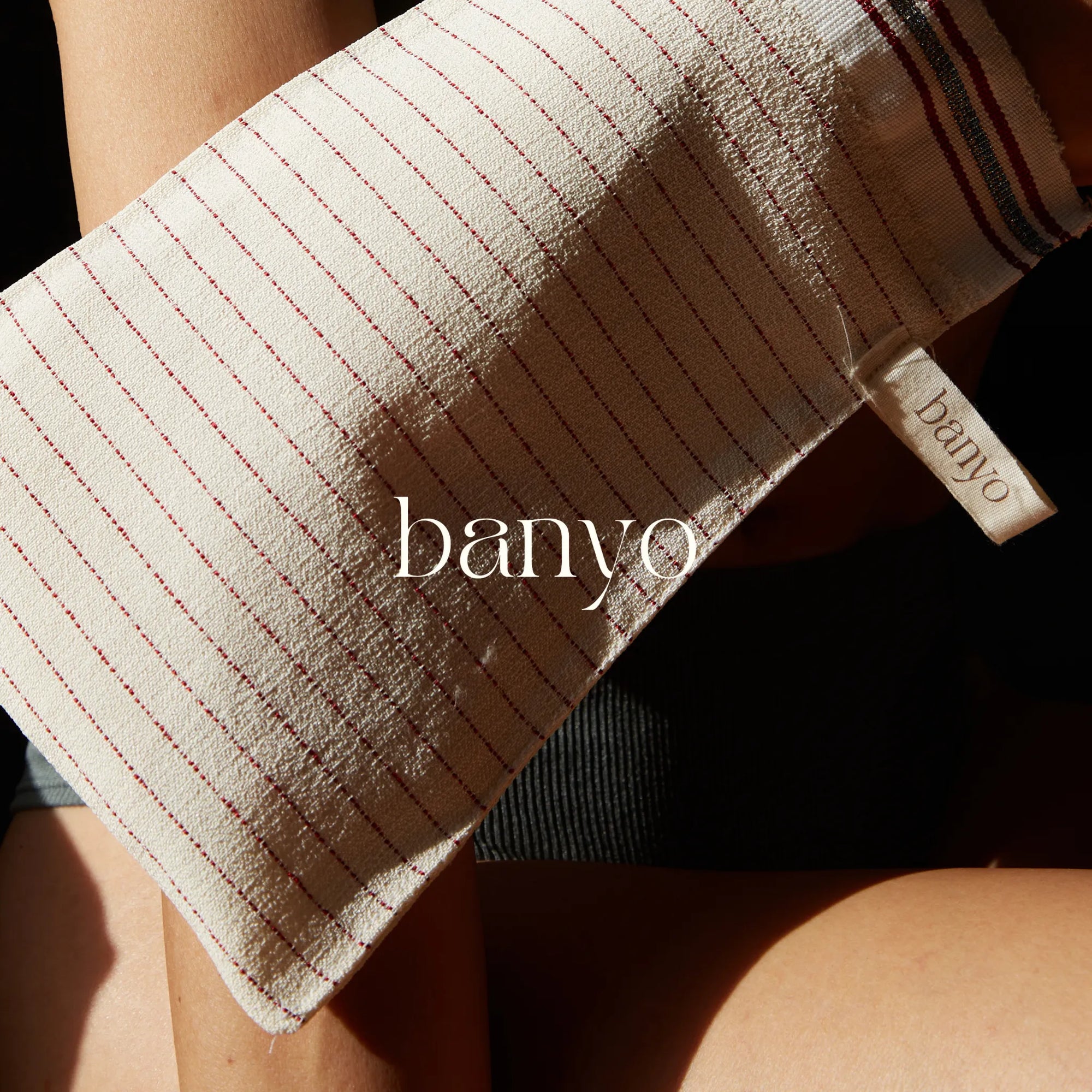 Viral Beauty: Why the TikTok Exfoliating Glove is a Must-Try