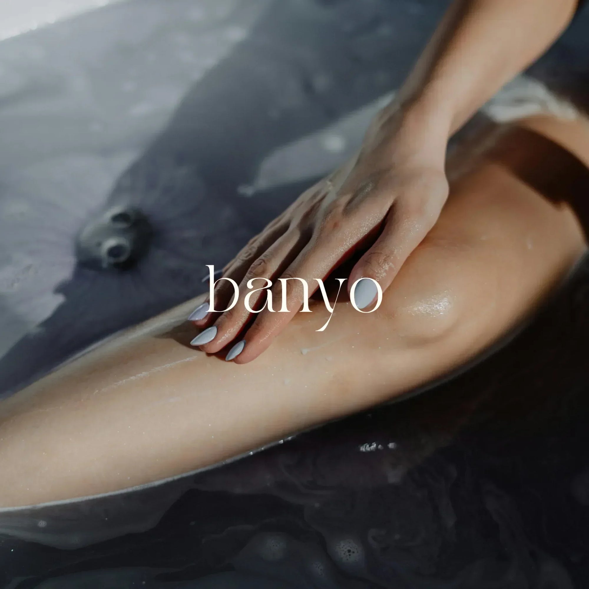 Preventing Ingrown Hairs with Exfoliating Gloves and Exploring the Benefits of Waxing & Laser